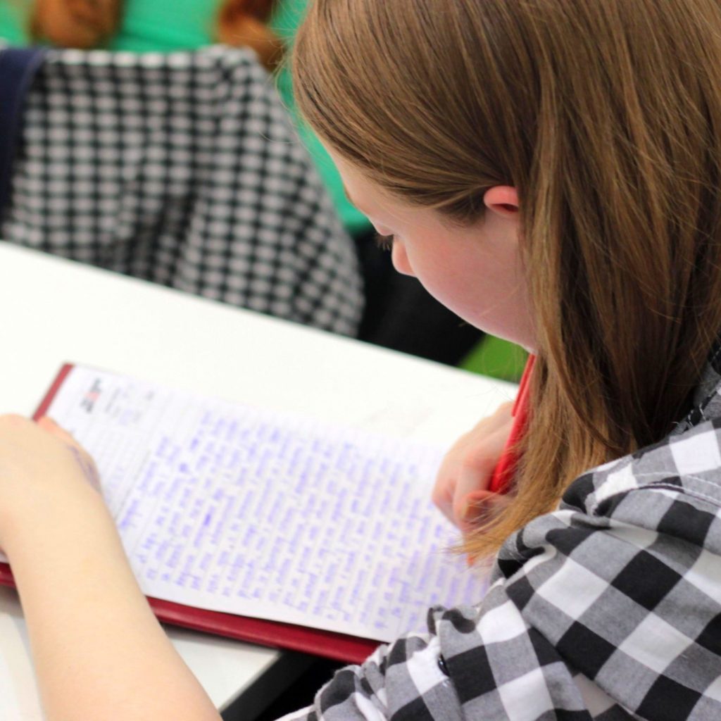 étudiante examen concours